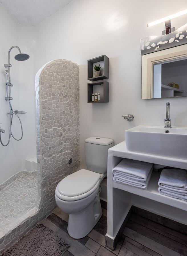 Milos Inn Adamantas  Ngoại thất bức ảnh