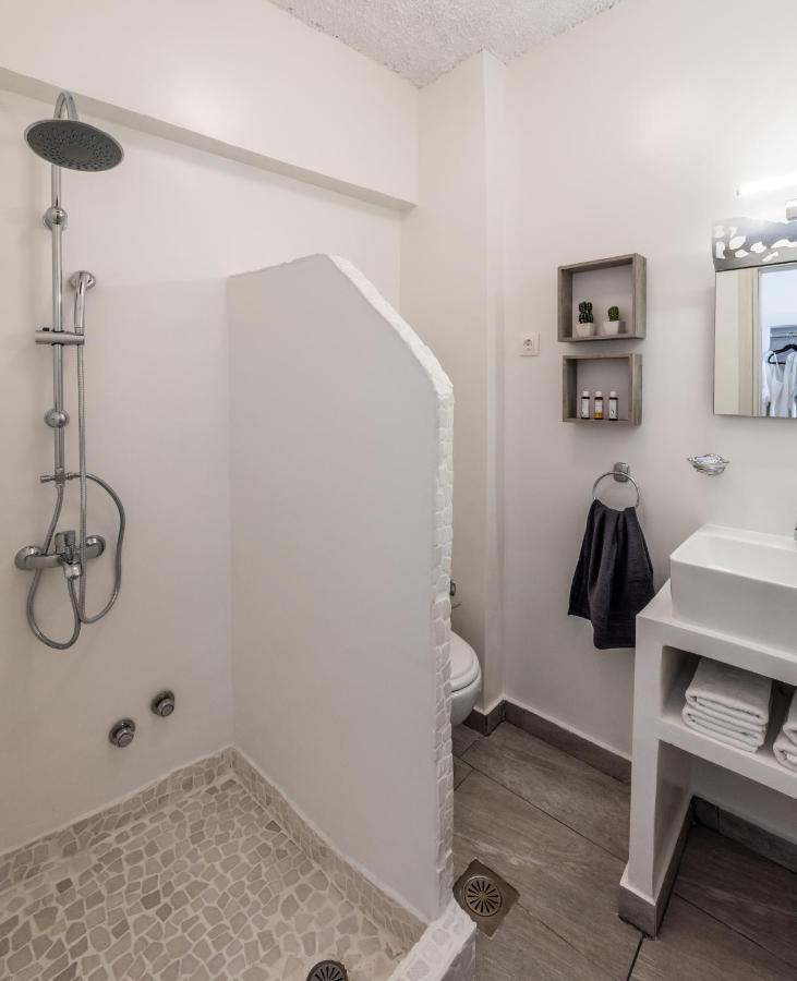Milos Inn Adamantas  Ngoại thất bức ảnh