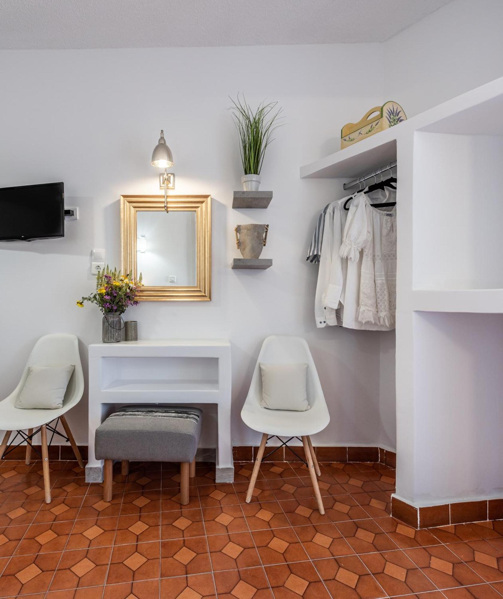 Milos Inn Adamantas  Ngoại thất bức ảnh